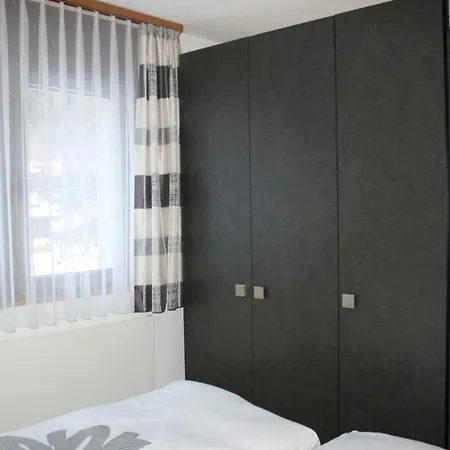 Saphir Eg Sued Appartement-fewo- Dusche Oder Bad- Wc 2 Zimmerwohnung- 2-betten By Interhome *